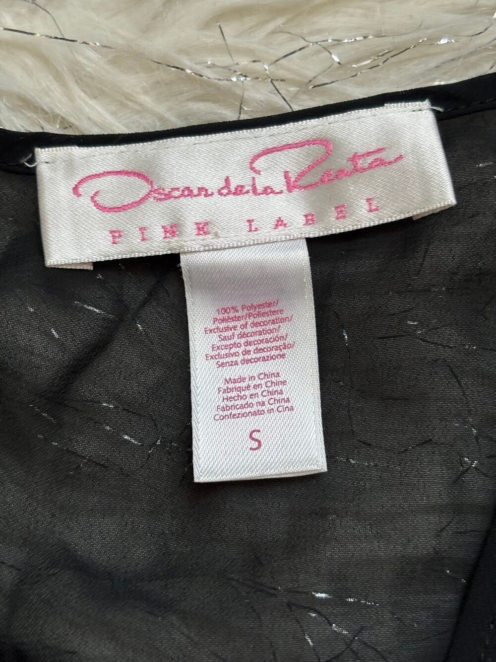 Oscar de la Renta Wrap Robe - Picture 5 of 12